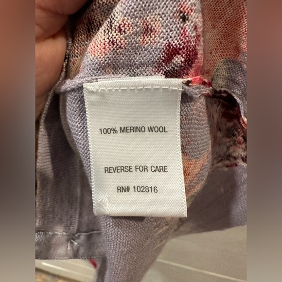 Garnet Hill Merino Wool Cardigan- size medium - Picture 3 of 4